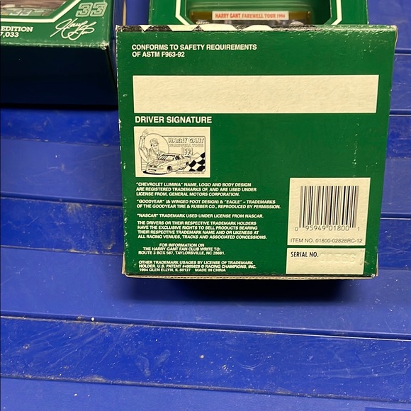 Harry Gant Farewell Tour 1994 Premier Edition Diecast Car - Picture 3 of 6